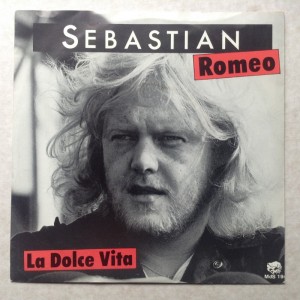 Single Sebastian, Romeo og La Dolce Vita