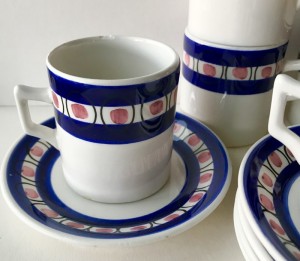 Expresso fajance kaffekopper med underkop