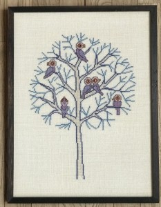 Broderet indrammet billede 31,5 x 41 cm