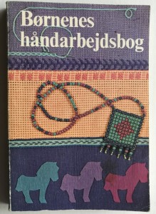 Brnenes hndarbejdsbog 1974